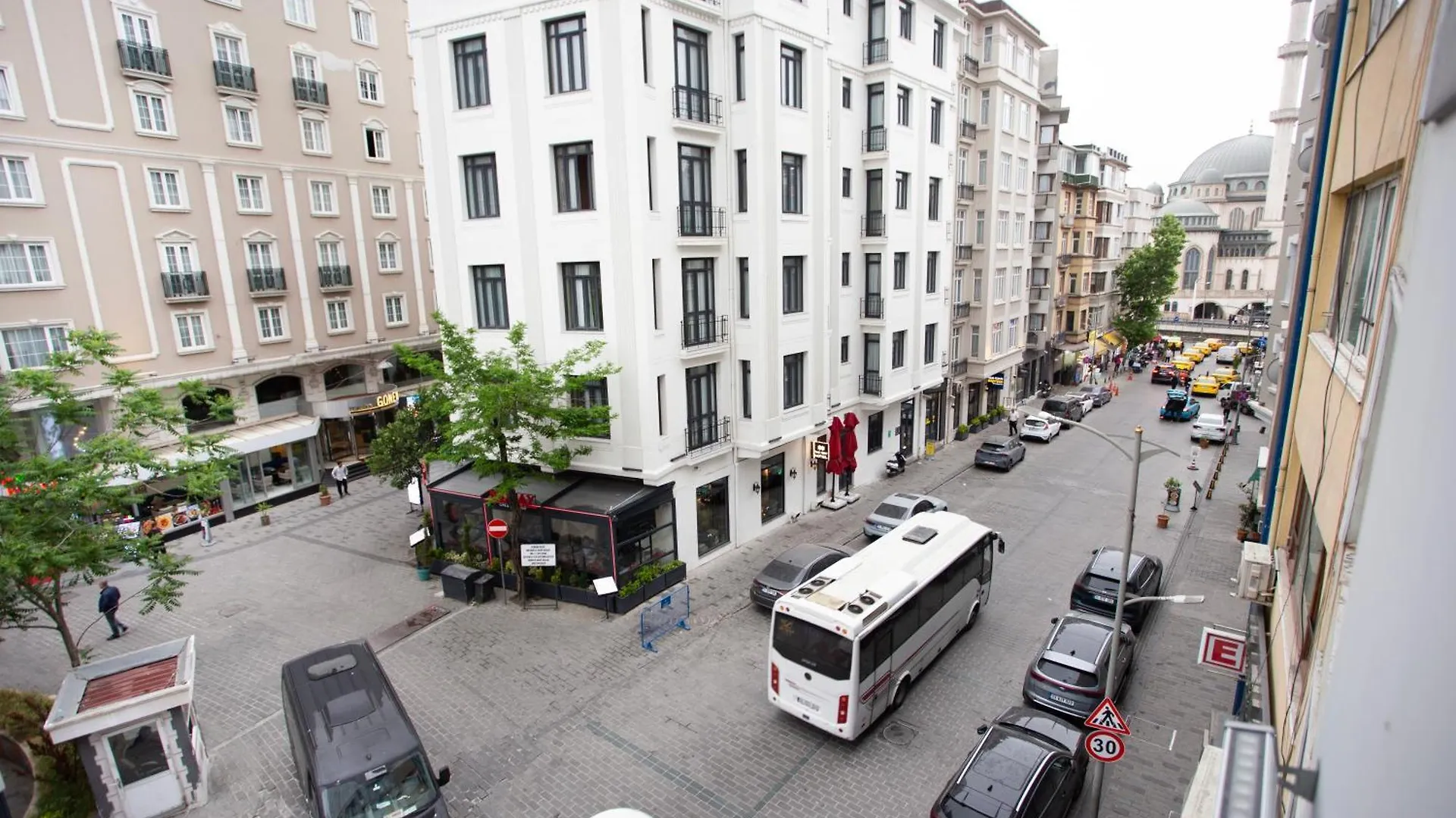 Taksim Royal Suites اسطنبول فندق
