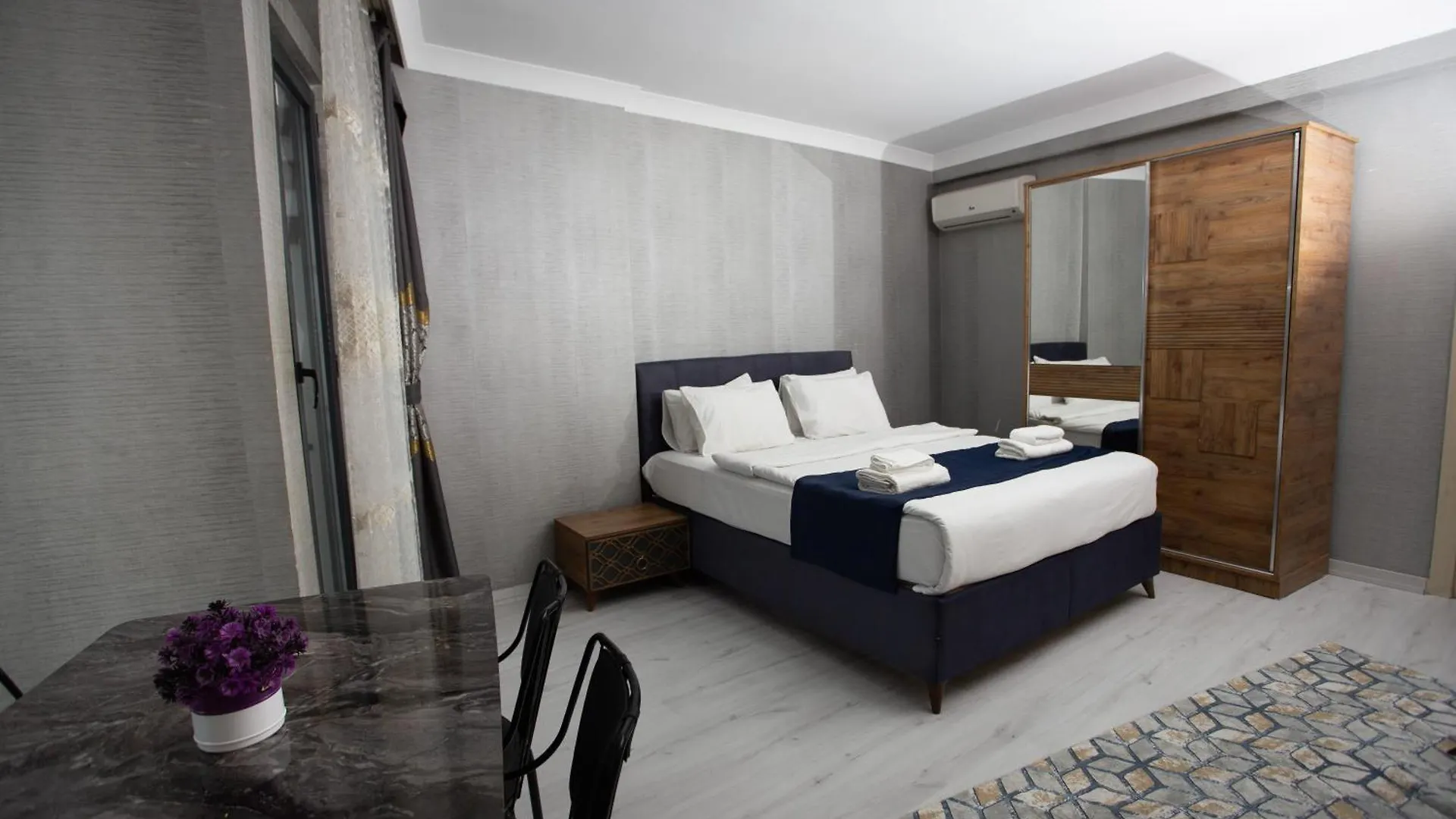 Taksim Royal Suites اسطنبول فندق