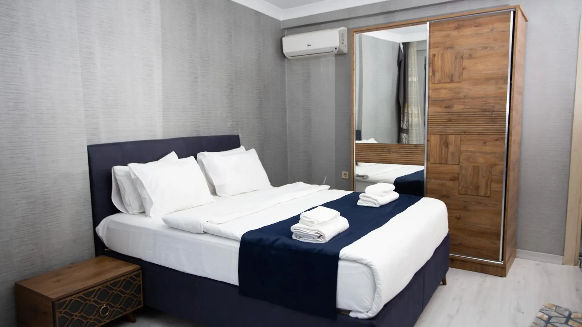 Hotel Taksim Royal Suites Istanbul